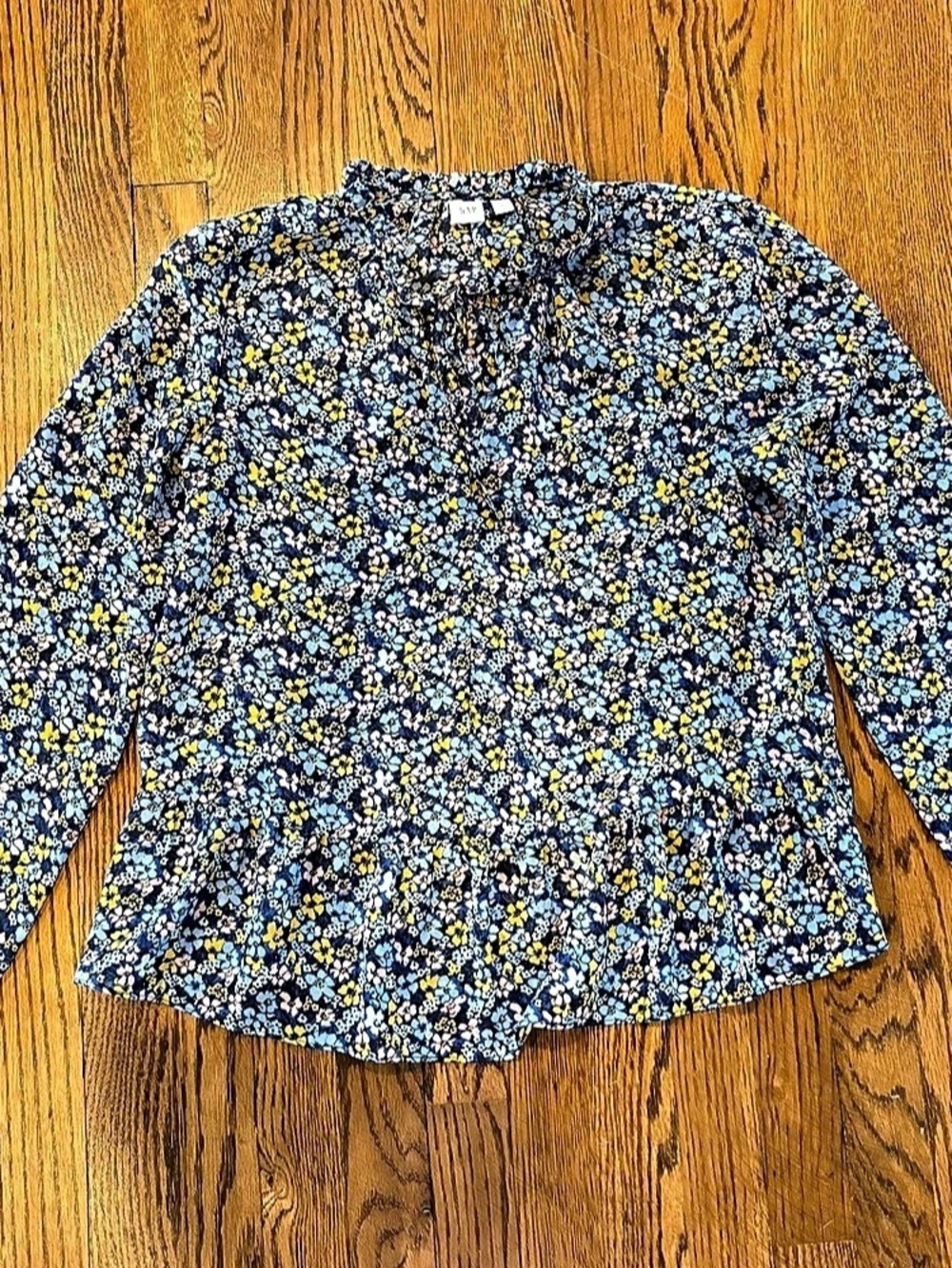 Gap Floral Blouse in Blue & Yellow Size Small Like New